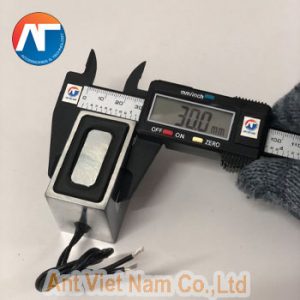 Alternative view of Nam châm điện chữ nhật 24V H503040