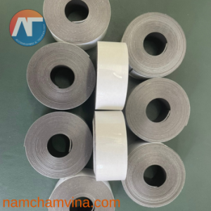 Alternative view of Nam châm dẻo có keo khổ 30mm